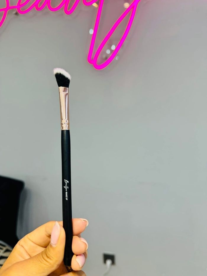 Хамар өндөрлөх багс