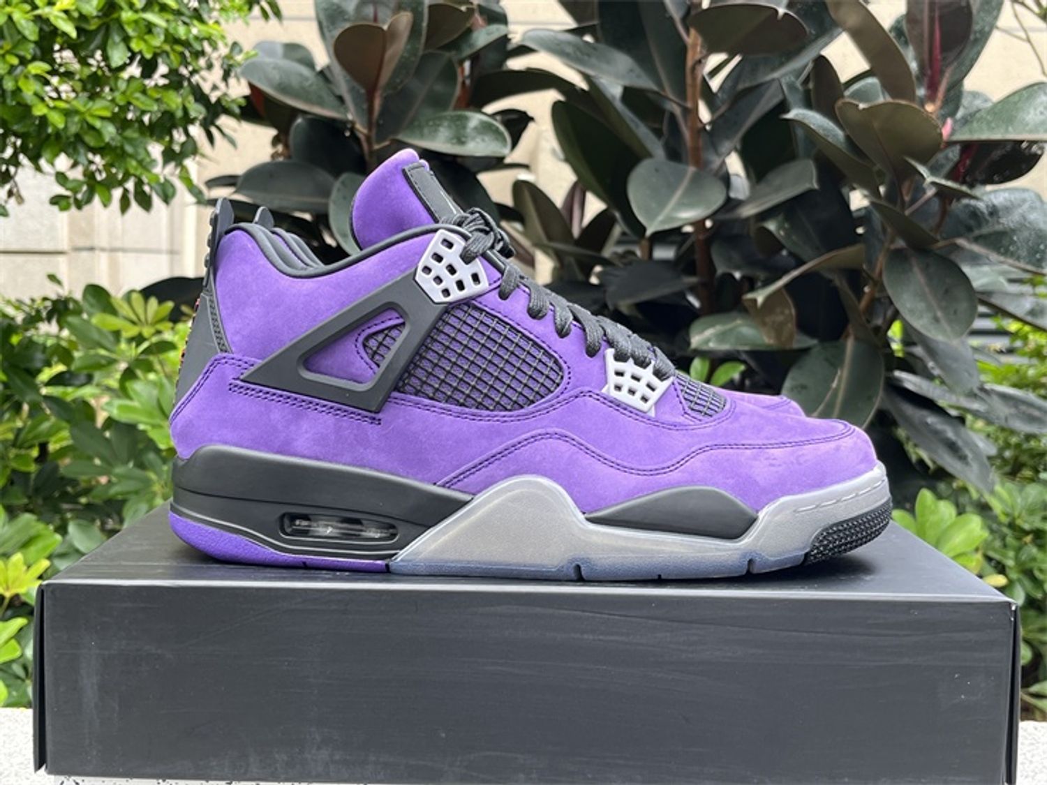 Travis Scott X Air Jordan 4 In “Purple”