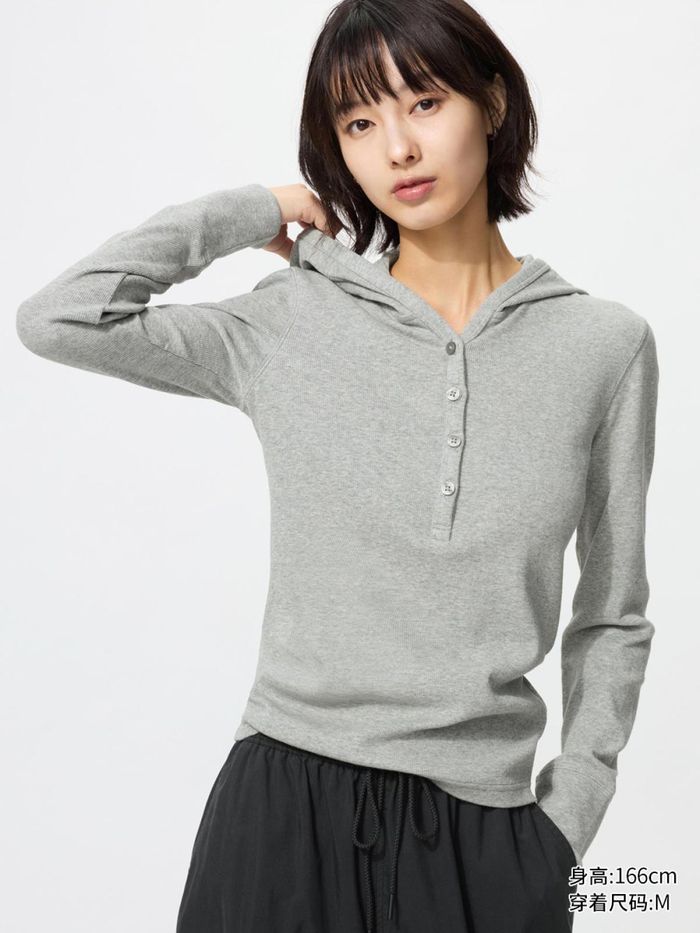 UNIQLO малгайтай цамц