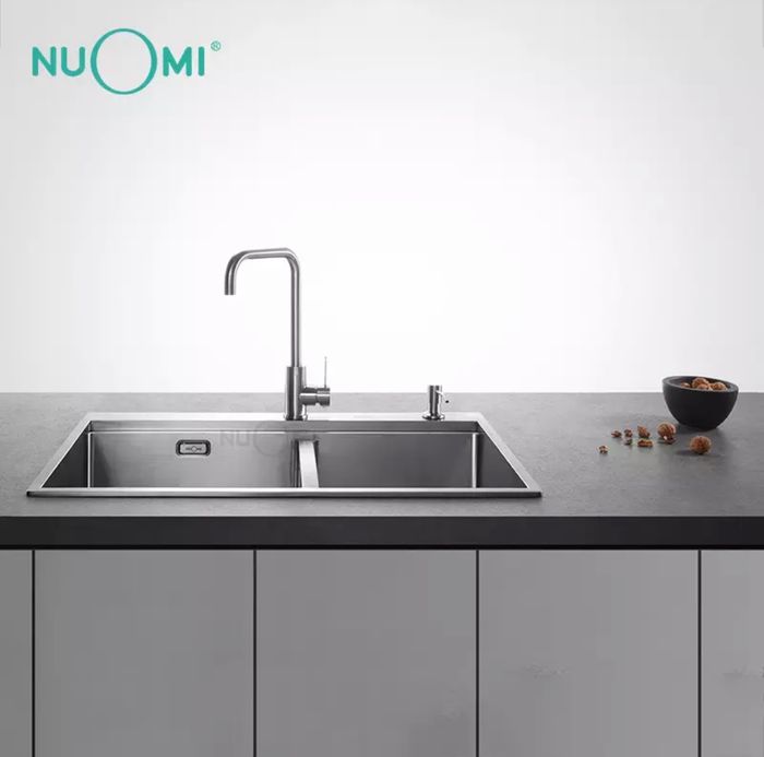 Buck Manual Sink