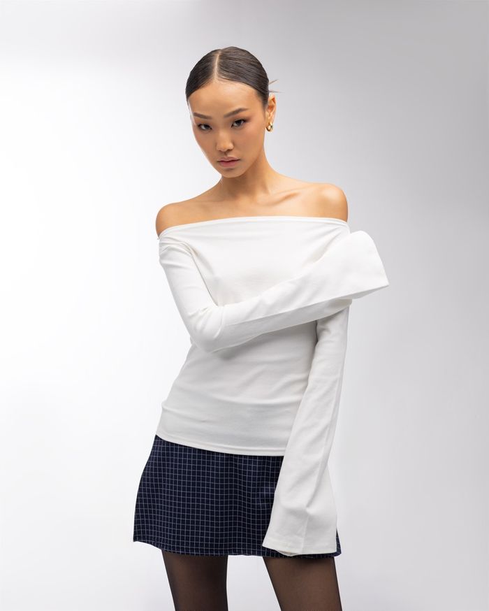 Y2K off shoulder top