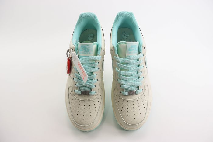 Nike Air Force 1 Low x supreme 90