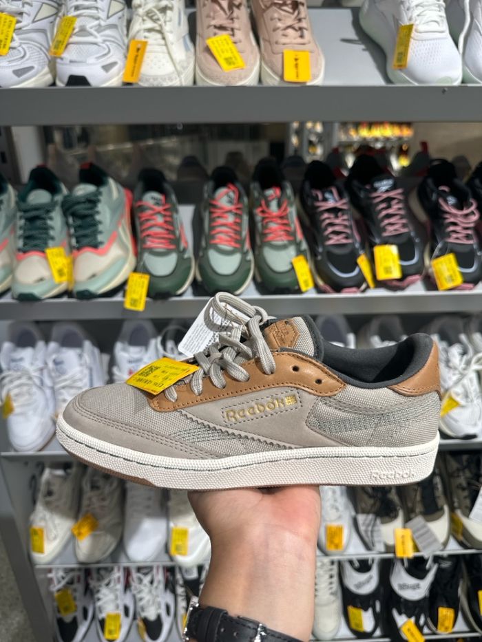 REEBOK Гутал