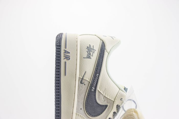 Nike Air Force 1 Low x Stussy 62