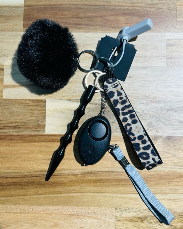 Хамгаалалтын дохиололтой сэт 