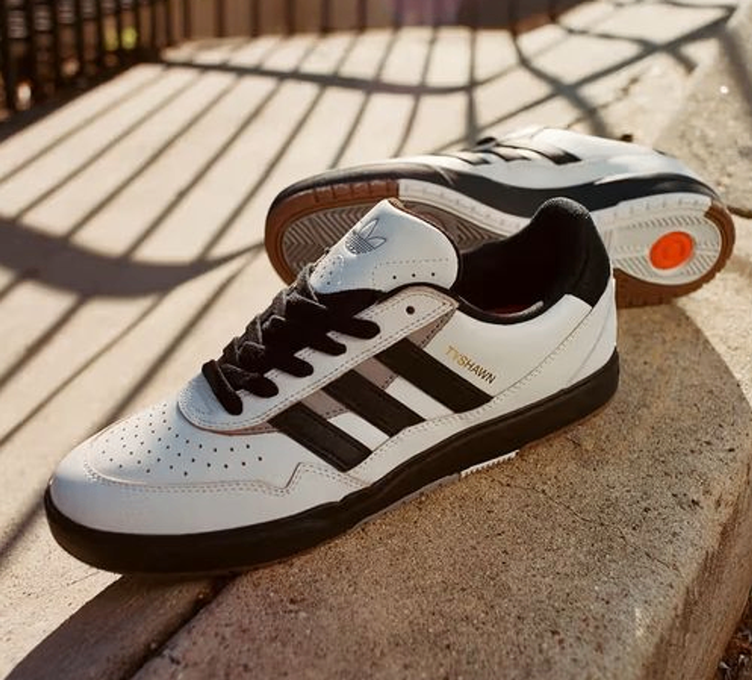 Adidas Tyshawn II Crystal White Core Black