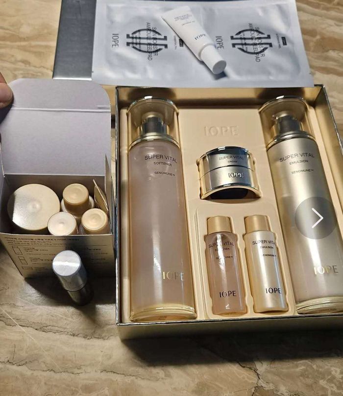 IOPE SUPER VITAL set