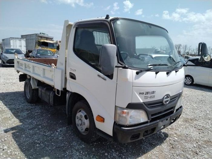 Hino Dutro dump truck