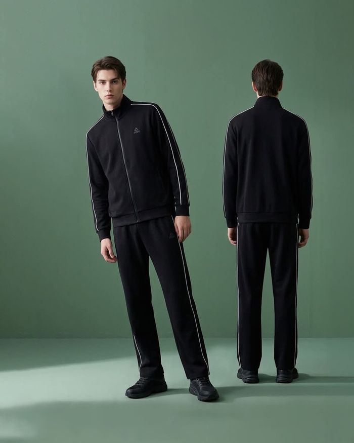KNITTED PANTS