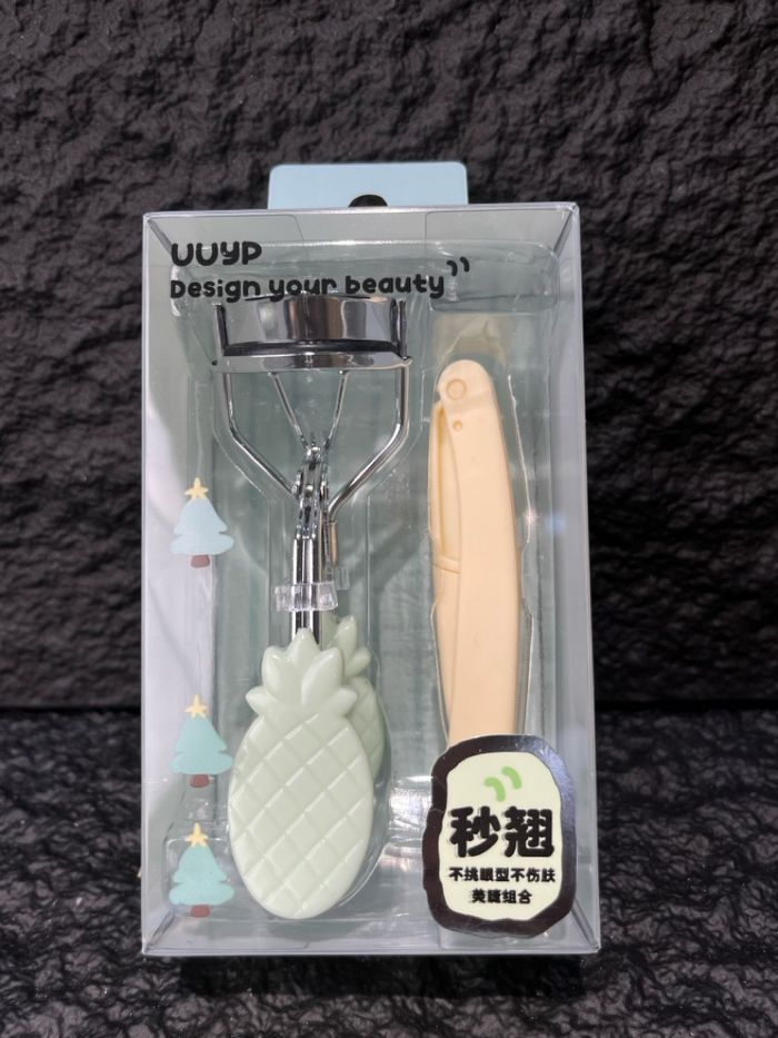 Сормуус дэрвийлгэгч хөмсөг засаг