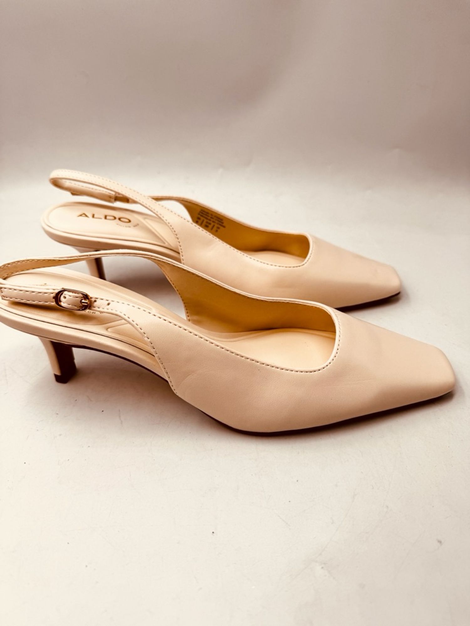 Aldo цайвар туфль