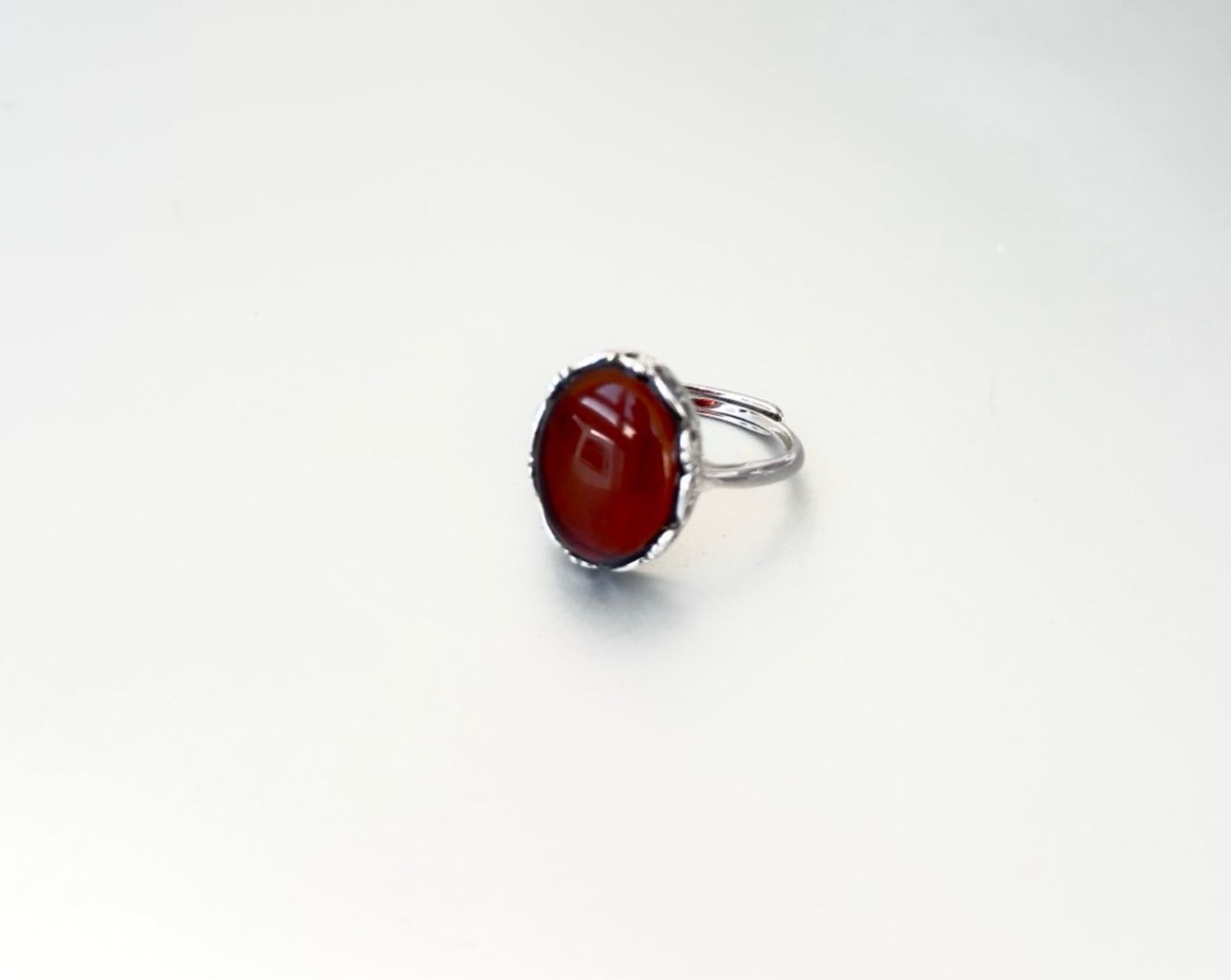 Анар, мөнгөн бөгж