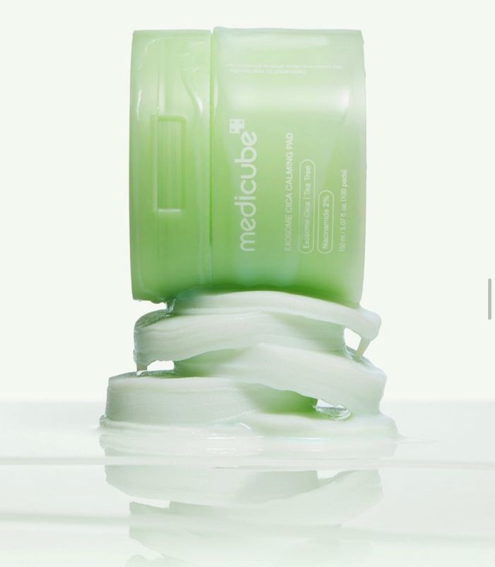 MEDICUBE EXOSOME CICA CALMING PAD 100EA