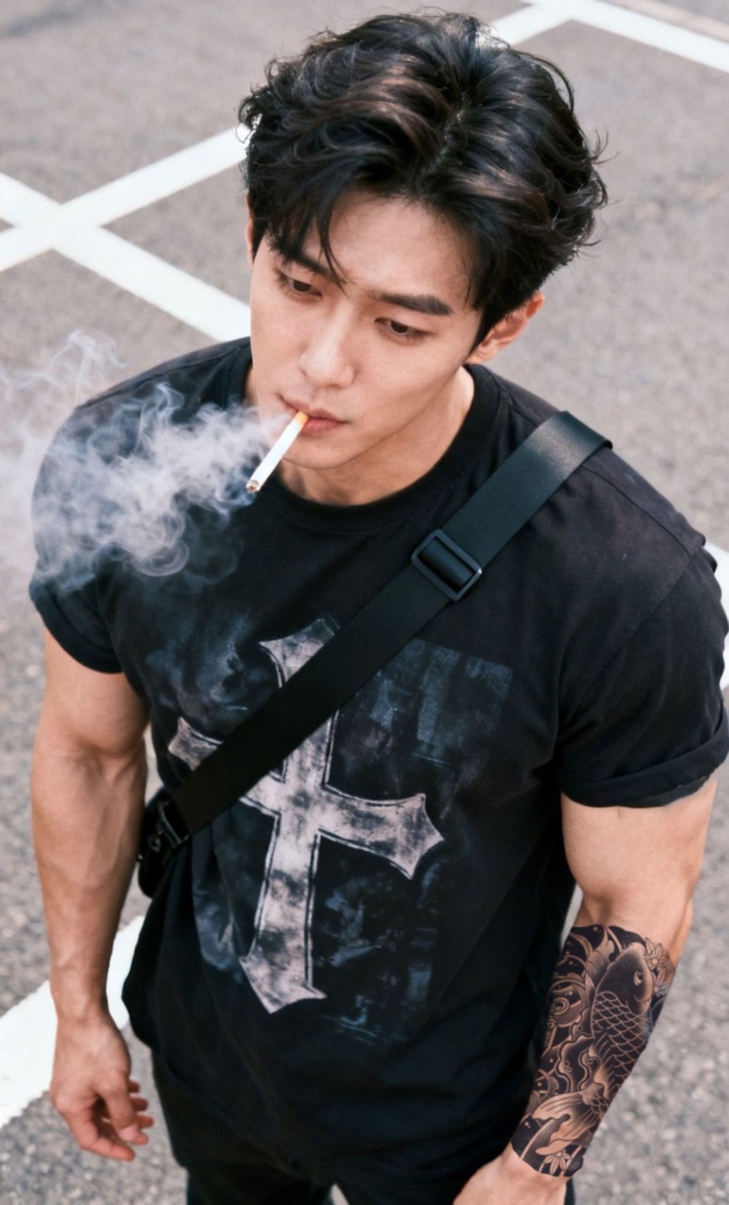 Шуу бүтэн Кой загас