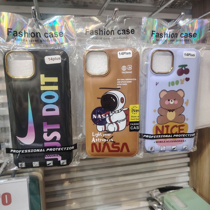 iPhone 14 Plus Зурагтай Бөмбөгөр Кэйс  