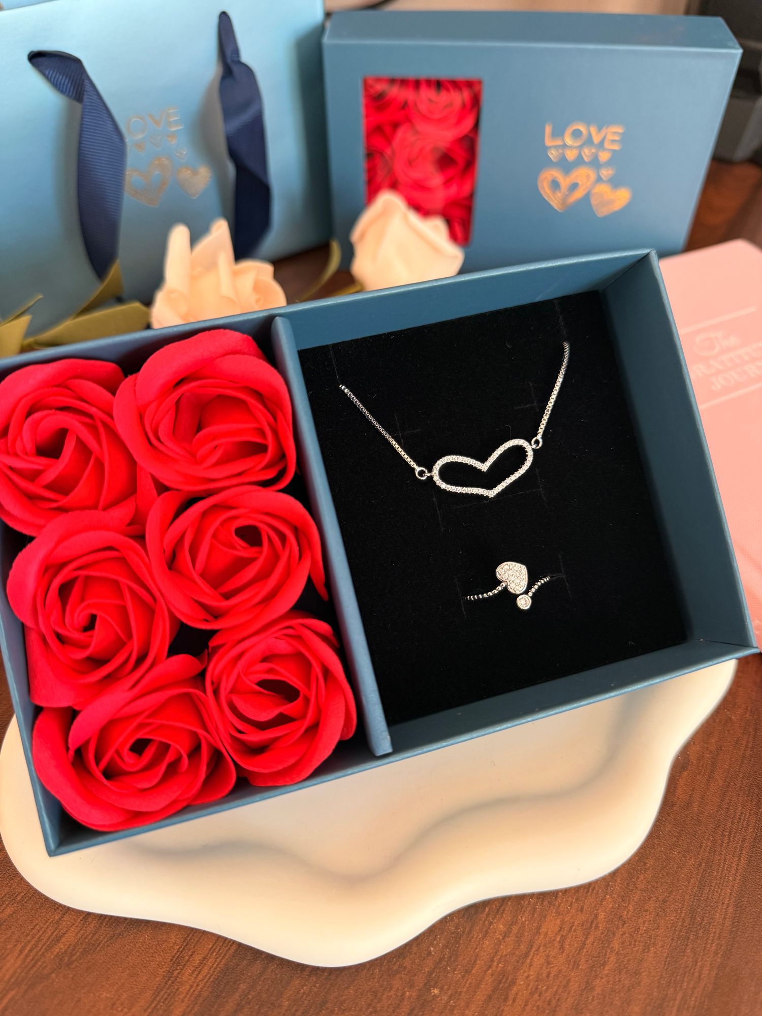 LUM GIFT SET 🌹 #3