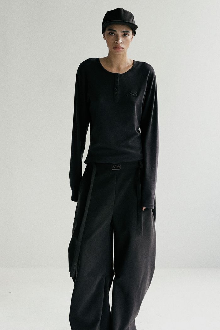  Beyond Soft Henley Neck Long Sleeve - Black