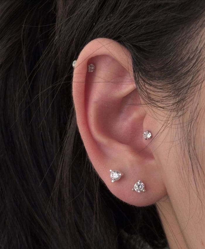 Мөнгөн ээмэг