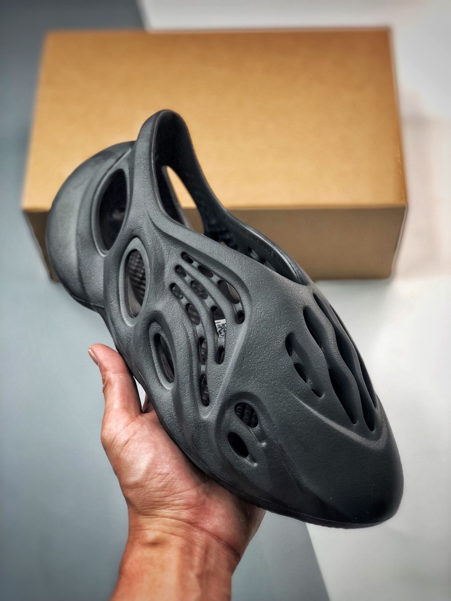 Adidas Yeezy Foam Runner “Mineral Blue”