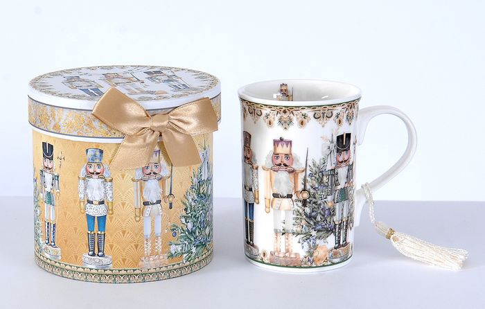 Straight mug in gift box