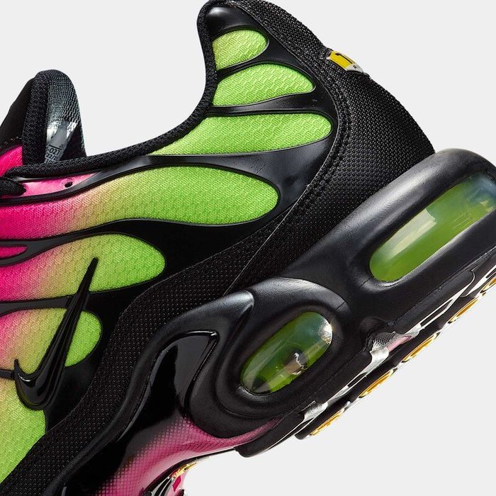 Nike Air Max Plus "Hyper Pink/Volt"