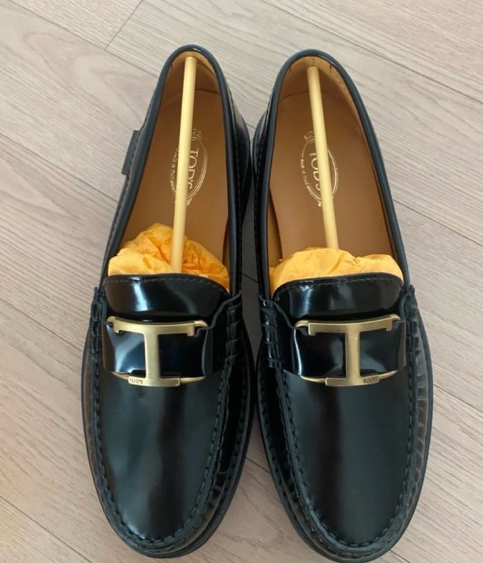 TOD’S size 38