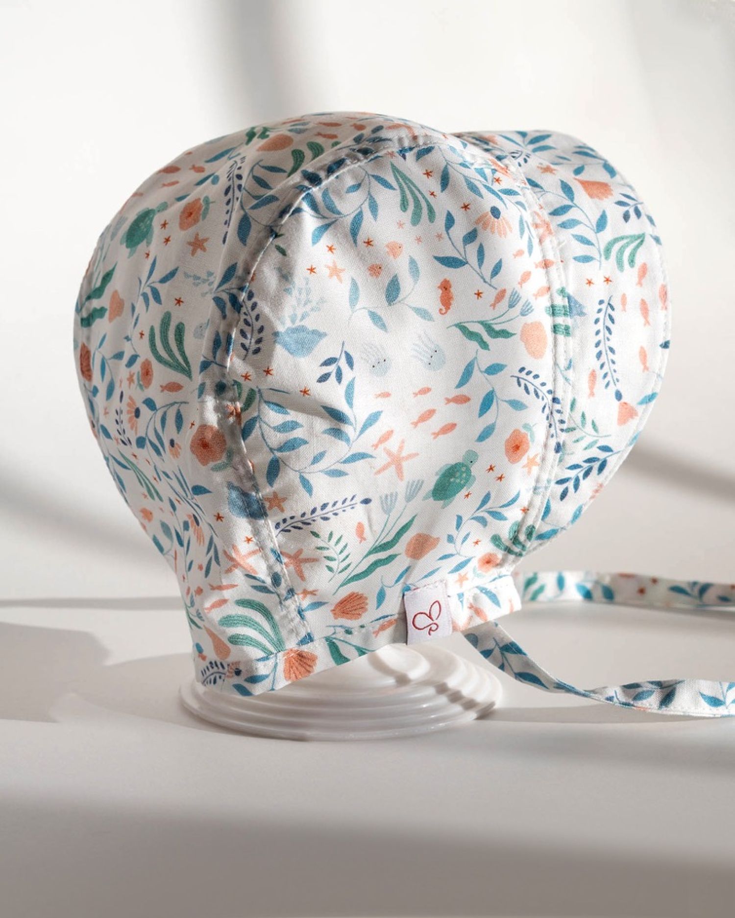 Brim bonnet Under the sea