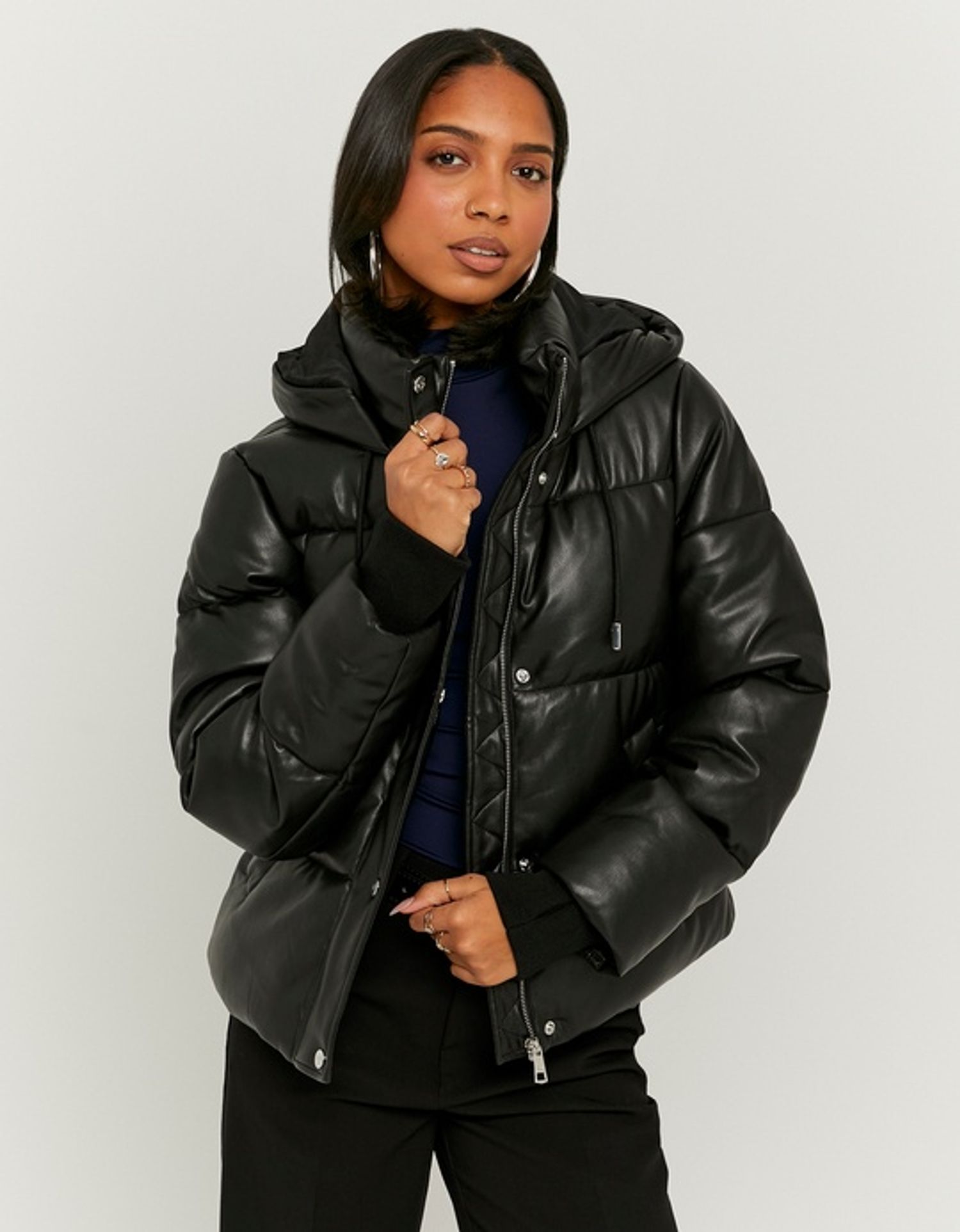  No file chosen Deleted after 24 hours Black Loose Faux Leather Puffer Jacket