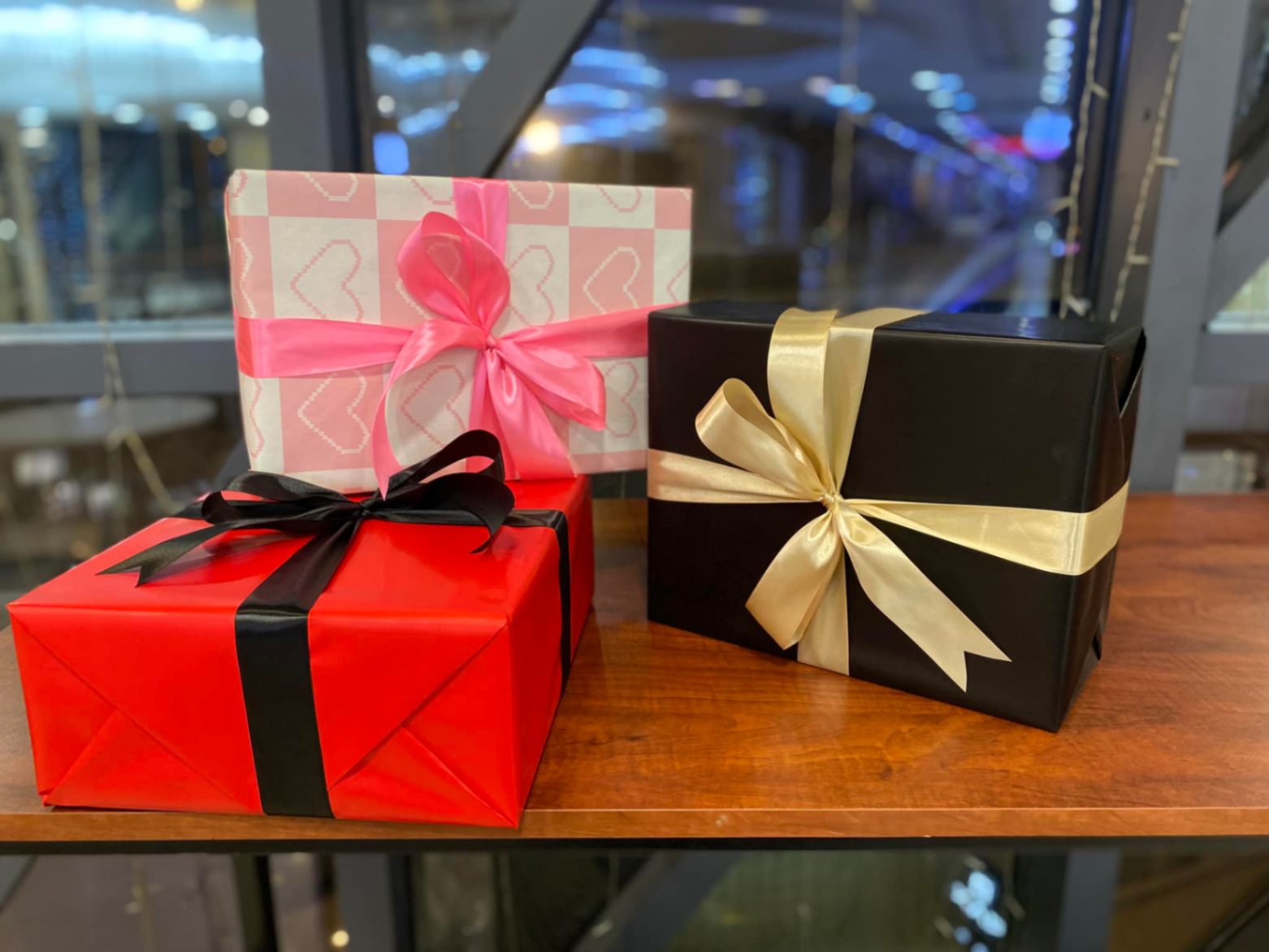 Азтангуудын маань бэлэг нь бэлэн болсон шүү ❤️❤️ 🎁 