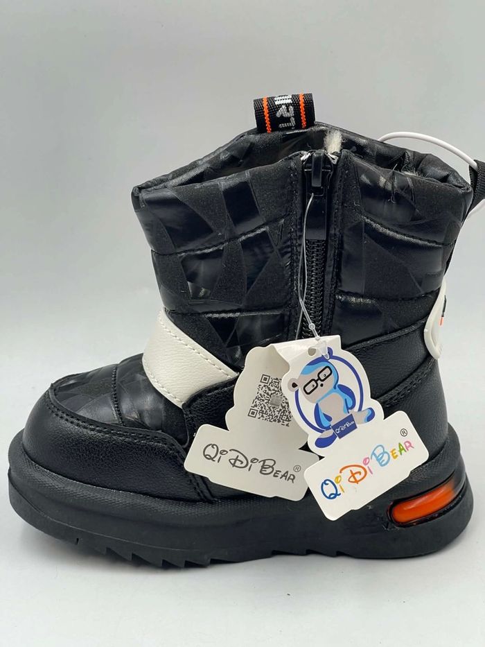 Хүүхдийн цасны гутал