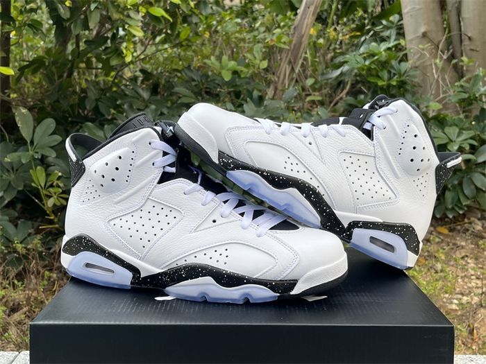 Air Jordan 6 “Reverse Oreo”