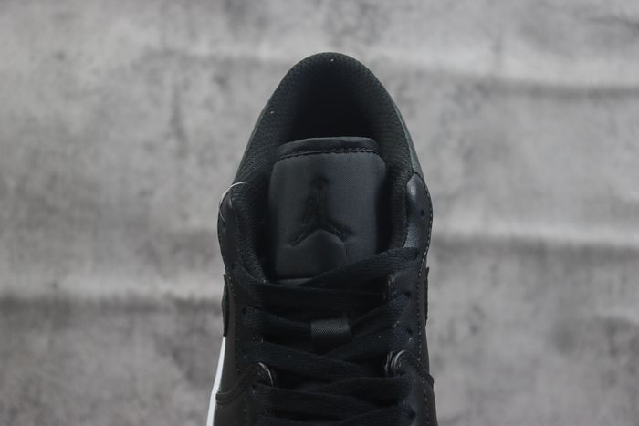 Jordan 1 Low SE Black Elephant