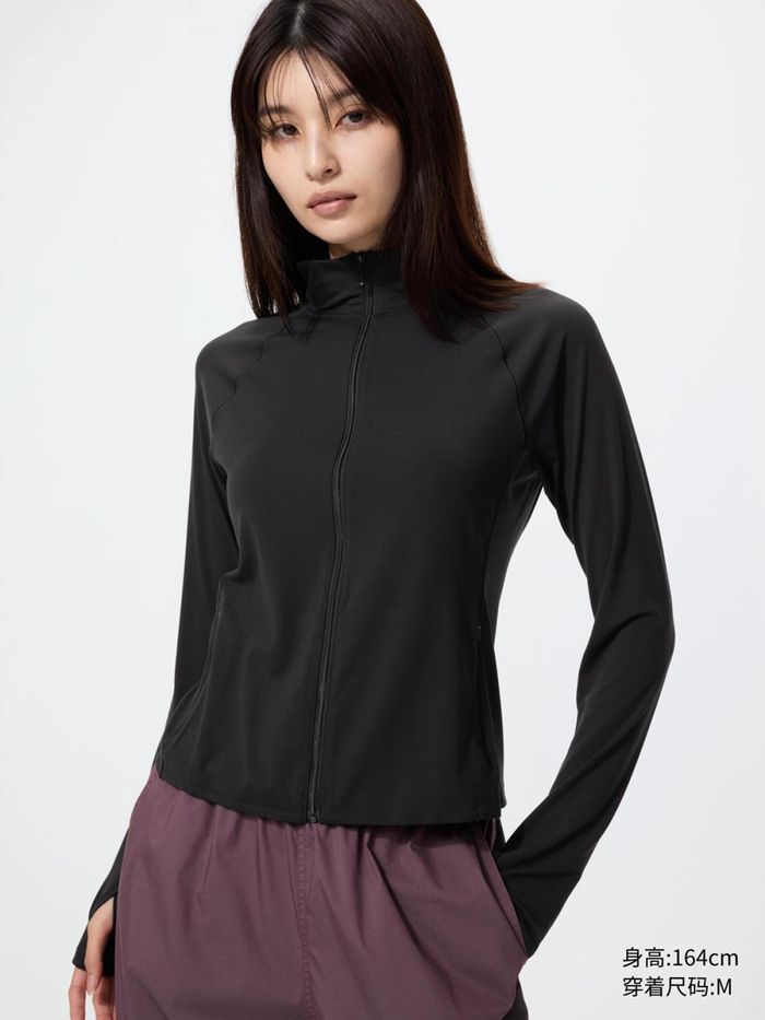 UNIQLO дасгалын цамц