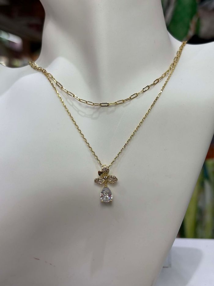 Гоёмсог хүзүүний зүүлт  