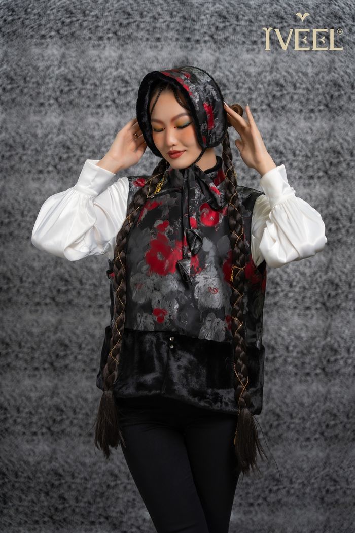 Үслэг оруулгатай хантааз