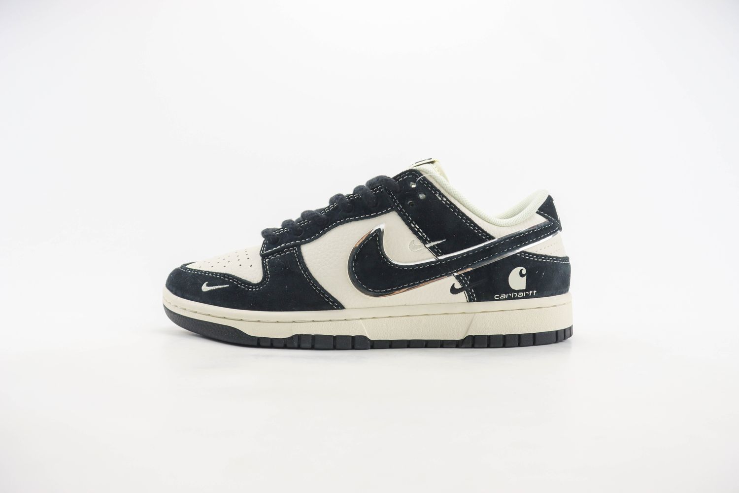 Nike SB Dunk Low x Carhartt 04