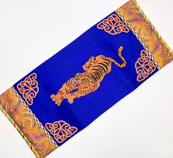 Дунд гарын даалин