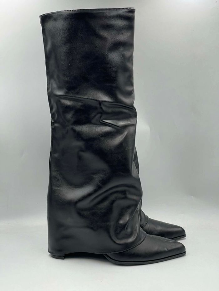 Bershka эргэсэн түрийтэй өсгийт