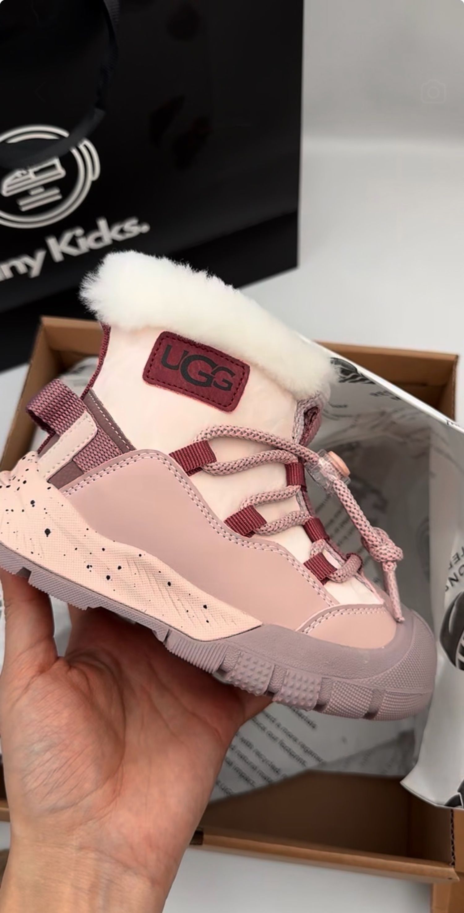 UGG Pink Foam