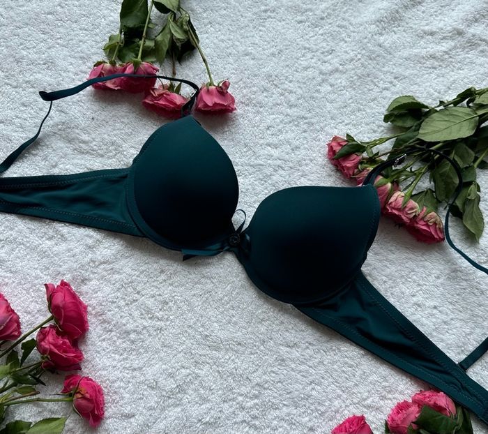 B cup bra dark green