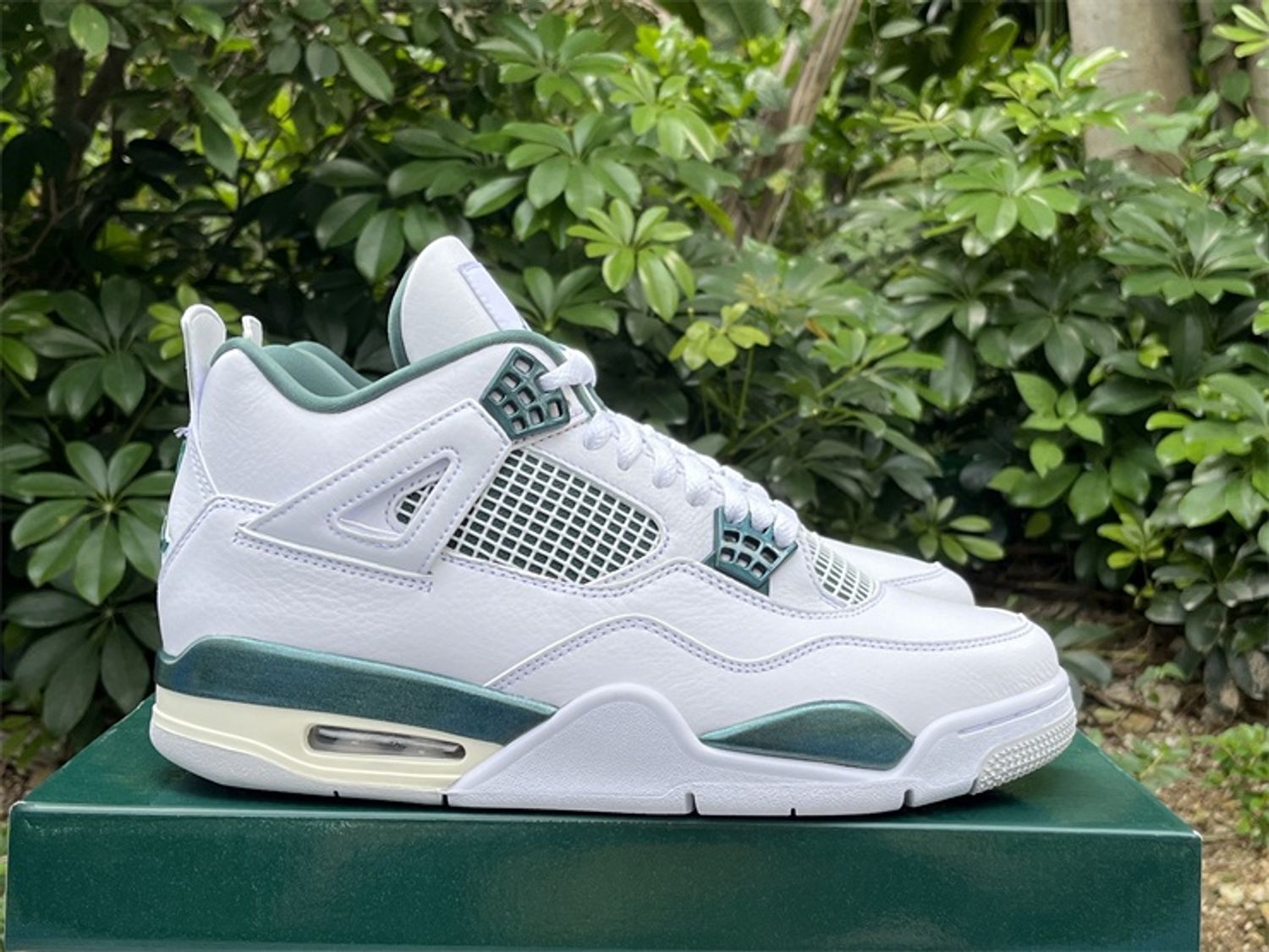 Jordan 4 Retro 'Oxidized Green'