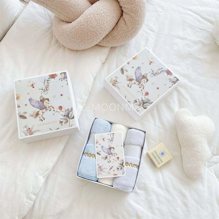 Гар нүүрийн алчуур