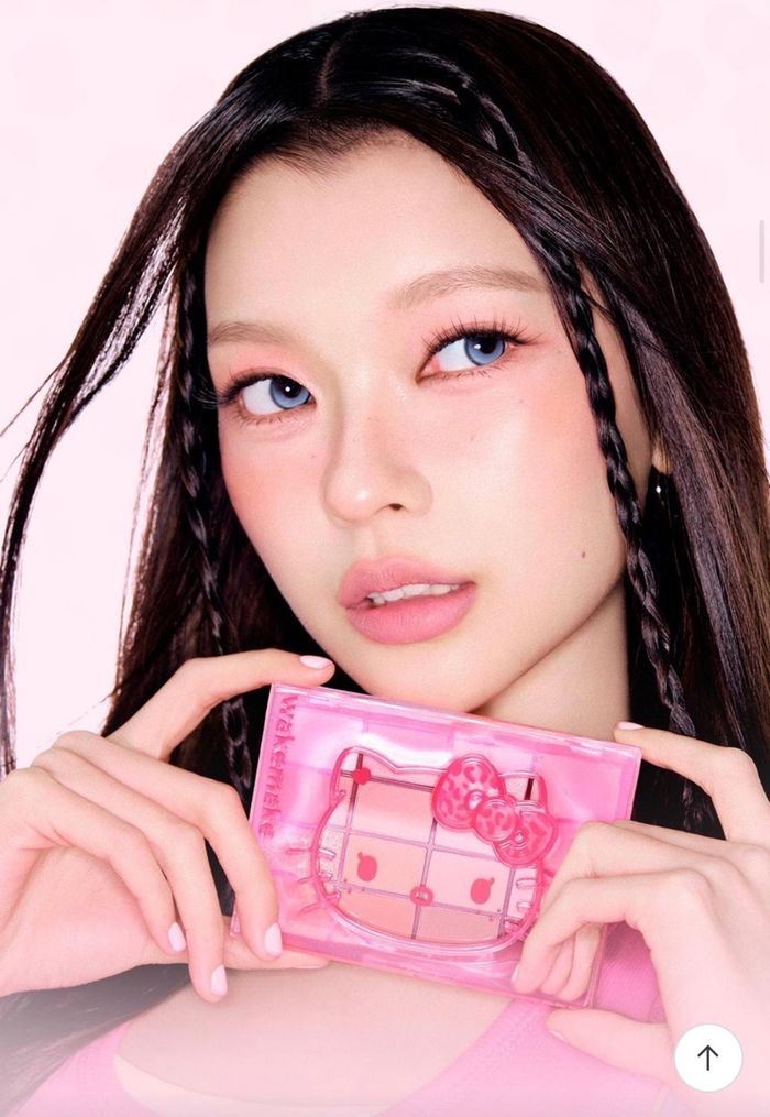 WAKEMAKE 31 PINK LIKE BLURRING EYE PALLETE HELLO KITTY LIMITED 