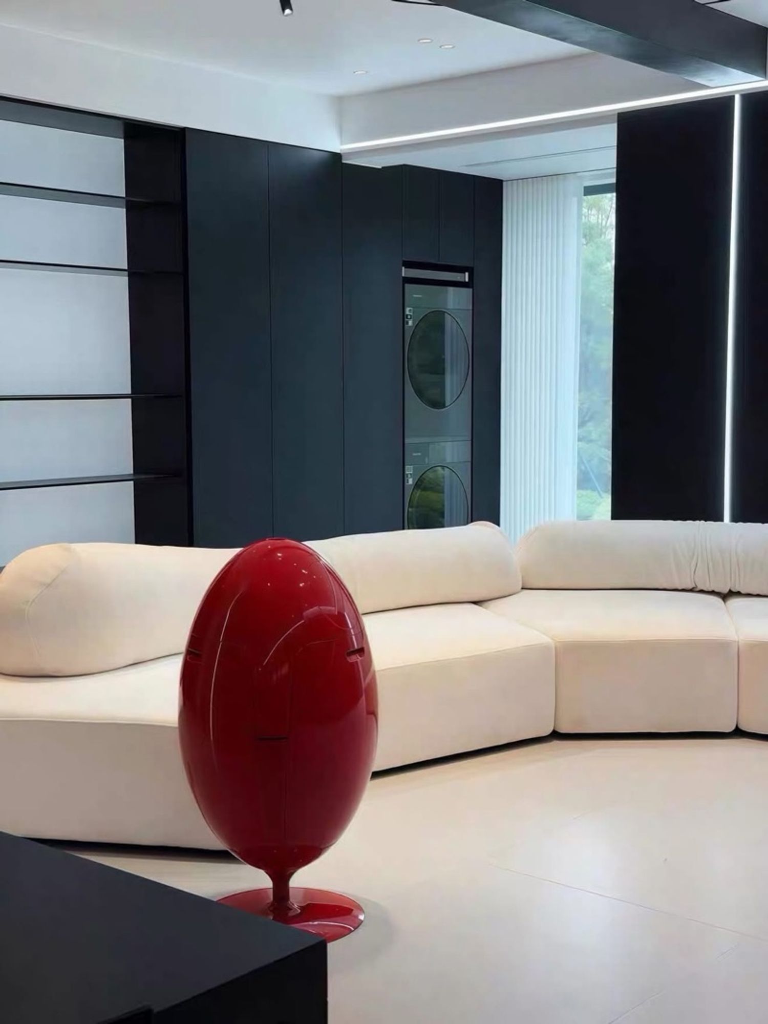 Үлэг гүрвэлийн өндөг хогны сав