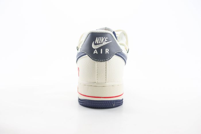 Nike Air Force 1 Low x Undefeated 10