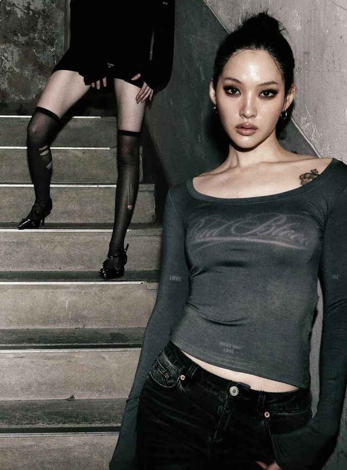 Dark Classic Scoop Neck Long Sleeve - Charcoal