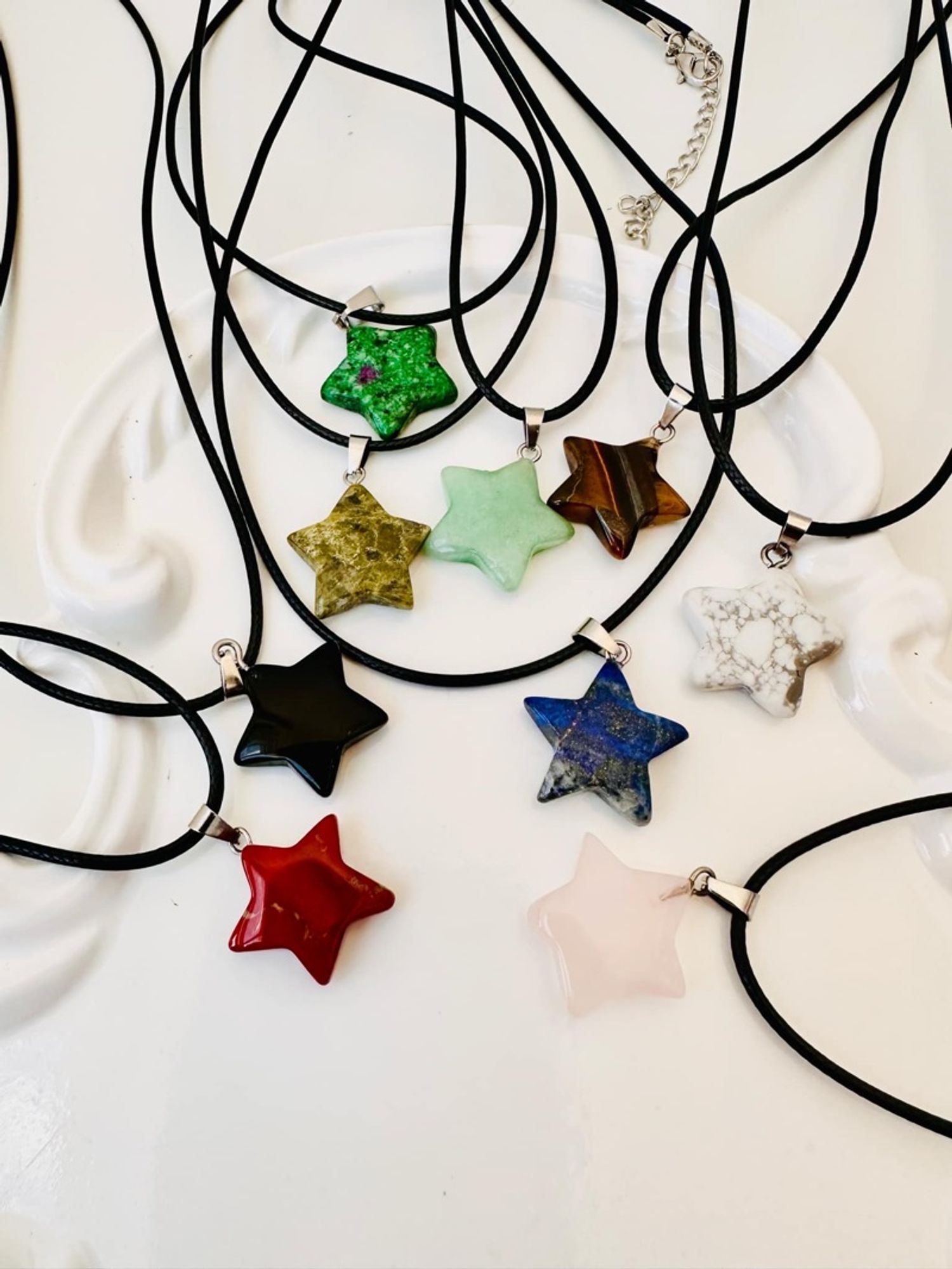 Од хэлбэрт чулуун зүүлт