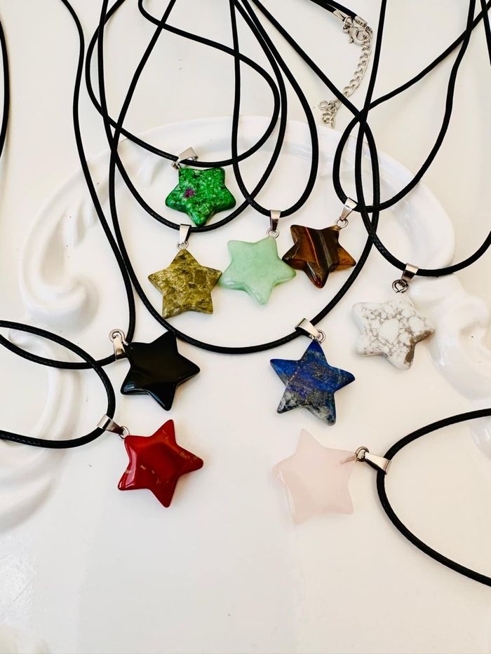 Од хэлбэрт чулуун зүүлт