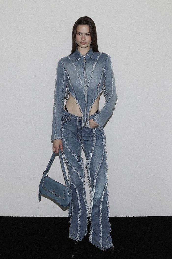 Twist Frayed Denim Pants - Blue