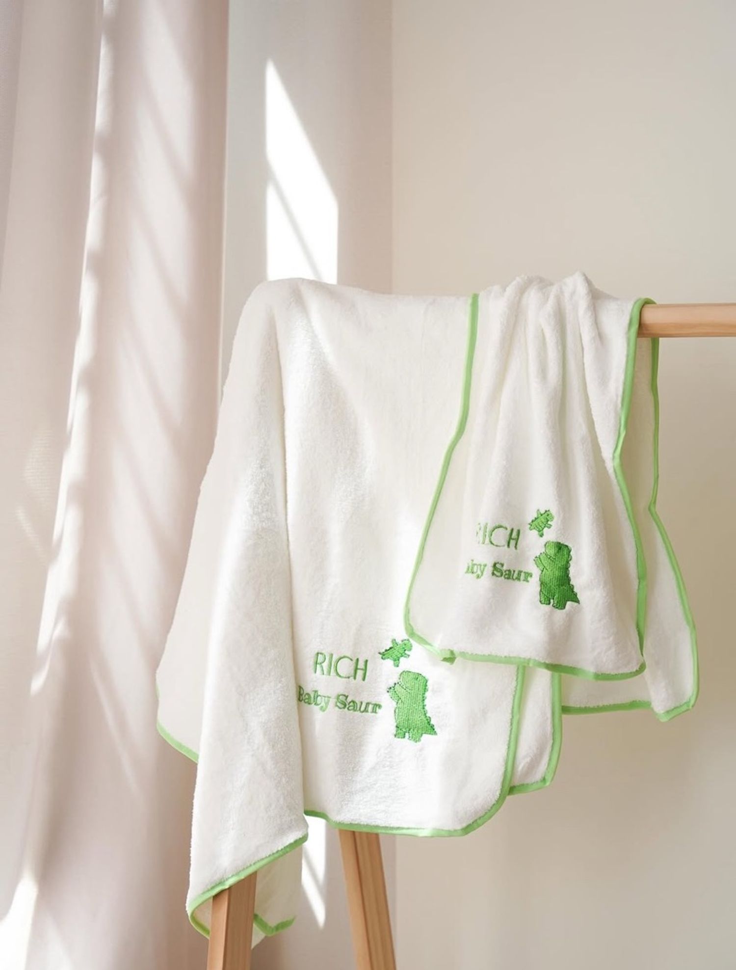 Хос алчуур - Rich